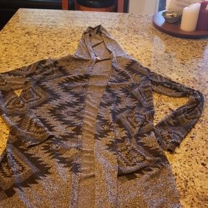 Light and long hooded cover.